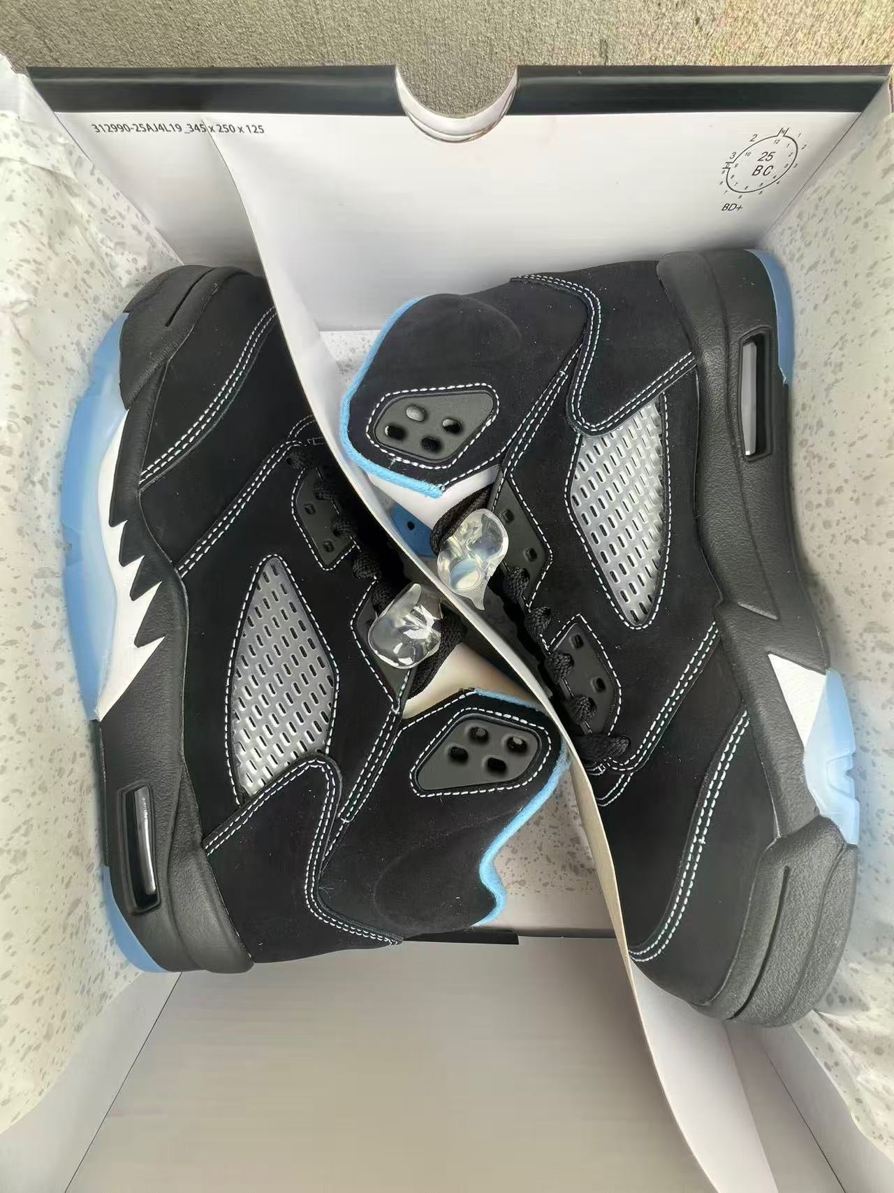 Air Jordan 5 Retro — Kids' Preorder