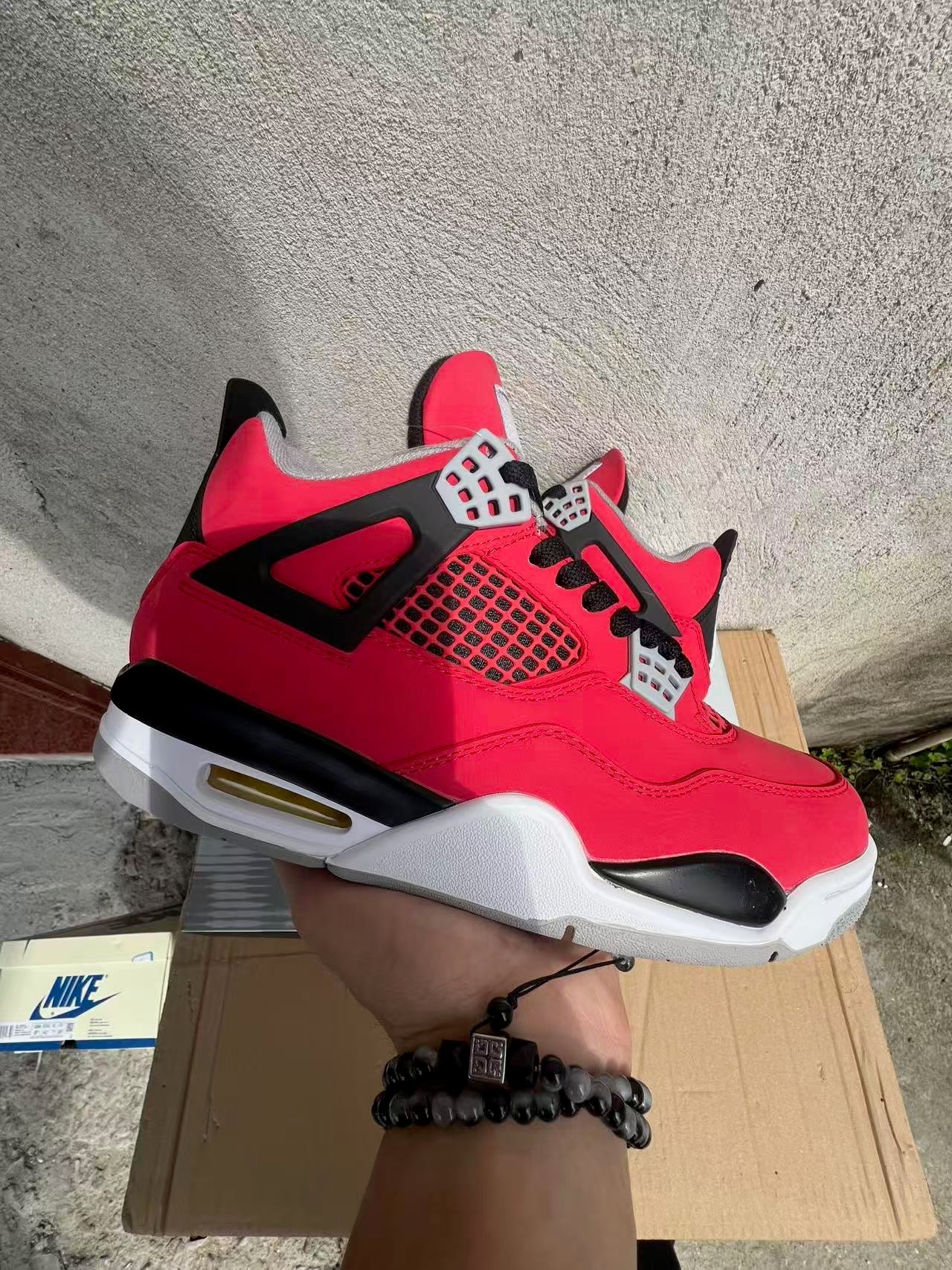 Air Jordan 4 Retro Red — Women's Preorder