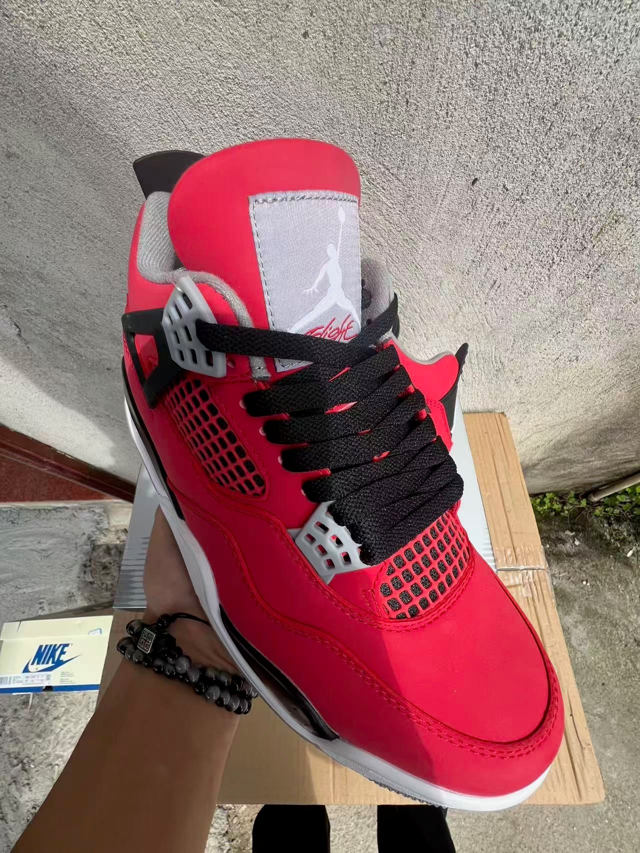 Air Jordan 4 Retro Red — Women's Preorder