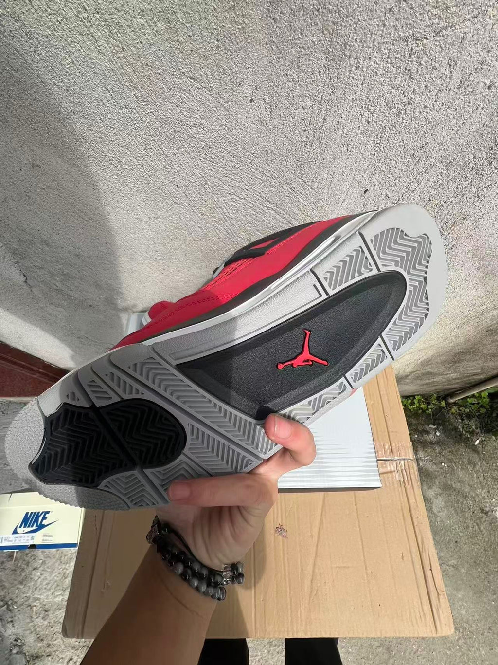 Air Jordan 4 Retro Red — Women's Preorder